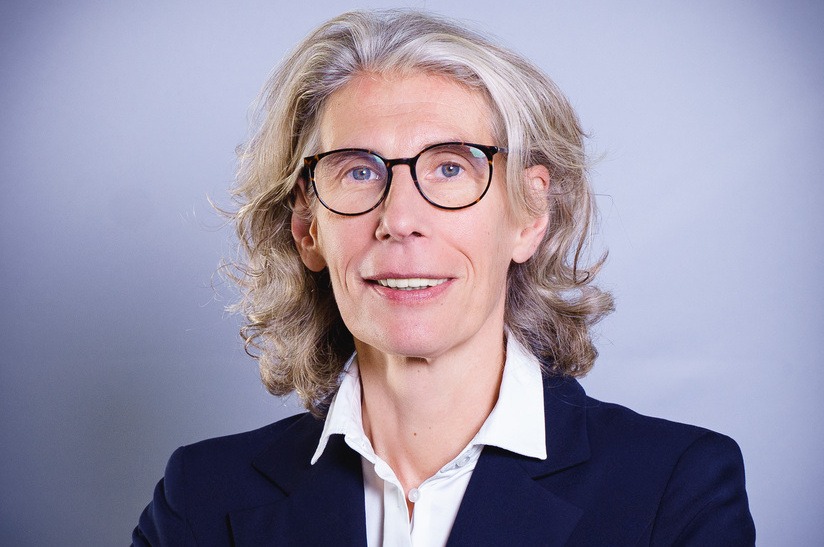 Auf dem Foto ist Dr. Birgitt Bendiek zu sehen. Sie übernimmt den deutschen Geschäftsbereich der ZINQ Gruppe.